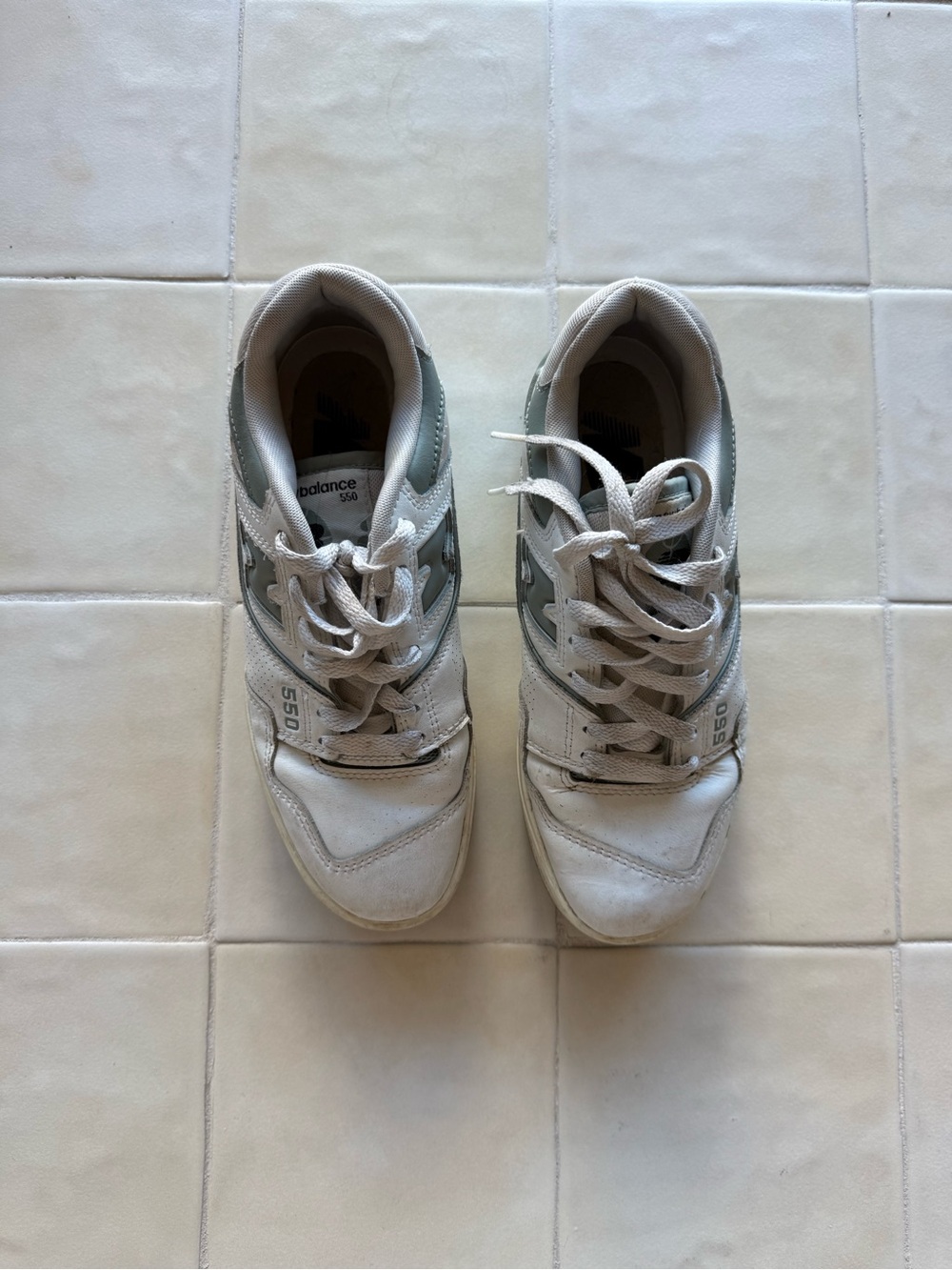 New Balance Women's White and Light Gray 550 Athletic Sneakers
